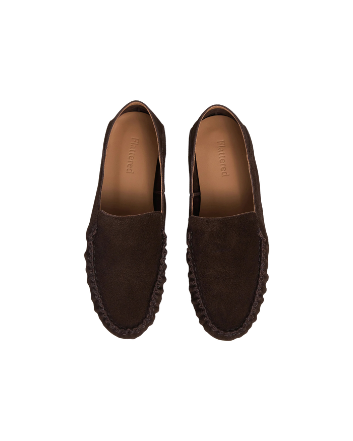 „Bon Bon“ Loafer, Chocolate Suede — 195 €