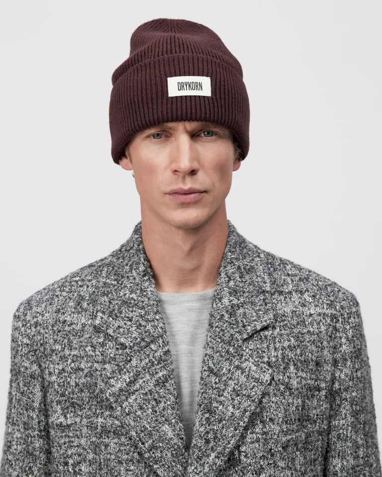 Drykorn Strickmütze Loah_3 deep mahogany