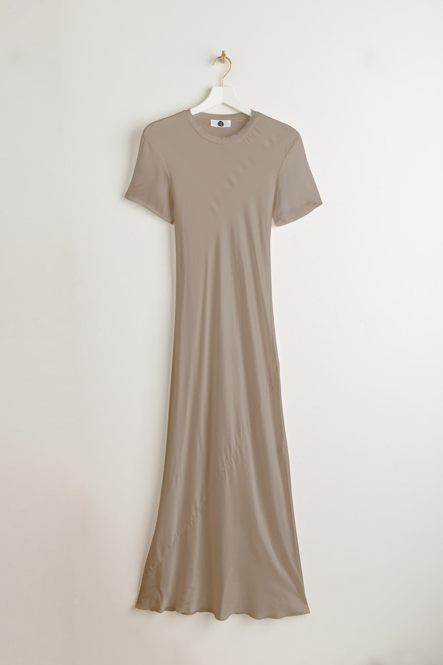 Lunah satin collection jackieandkate Kleid Vikkey Viskose stretch beige