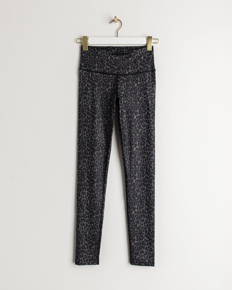 Sofie Schnoor Avalinaspo grey leopard