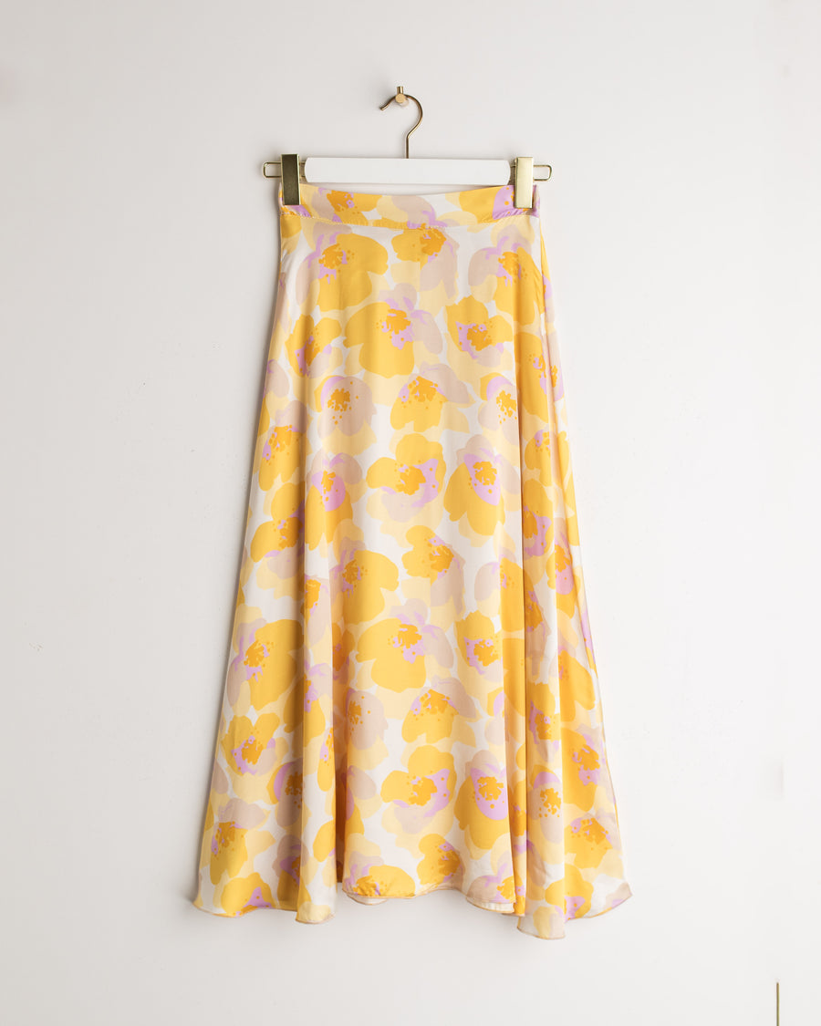jackieandkate Rock Rosellah yellow poppies