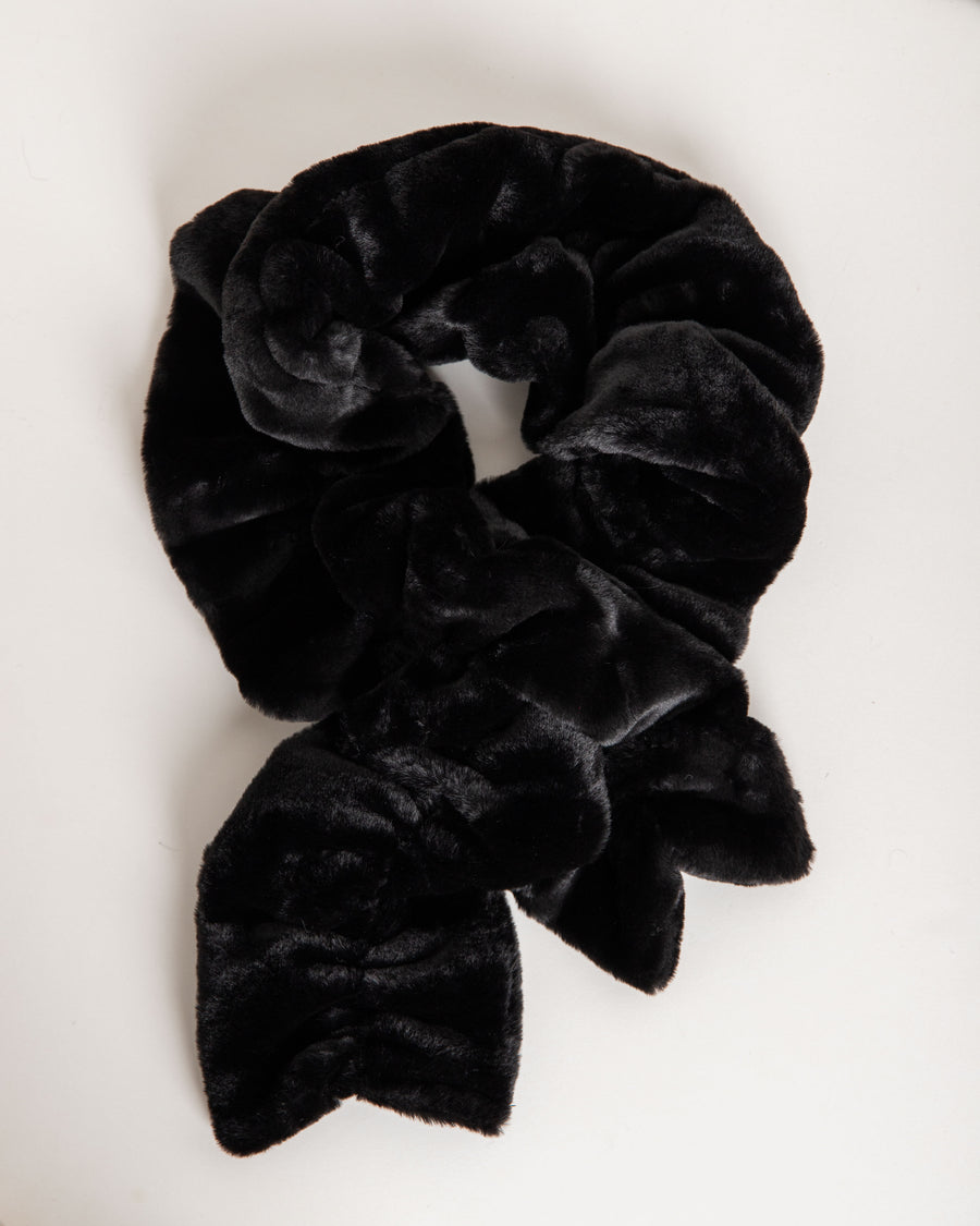 Alex Max Schal Fluffy schwarz