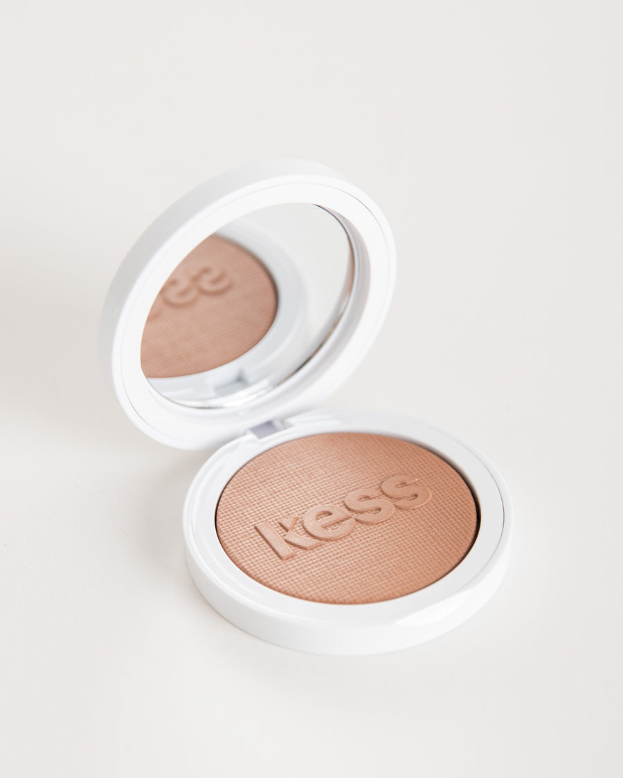 Kess 365 Bronzer light to medium