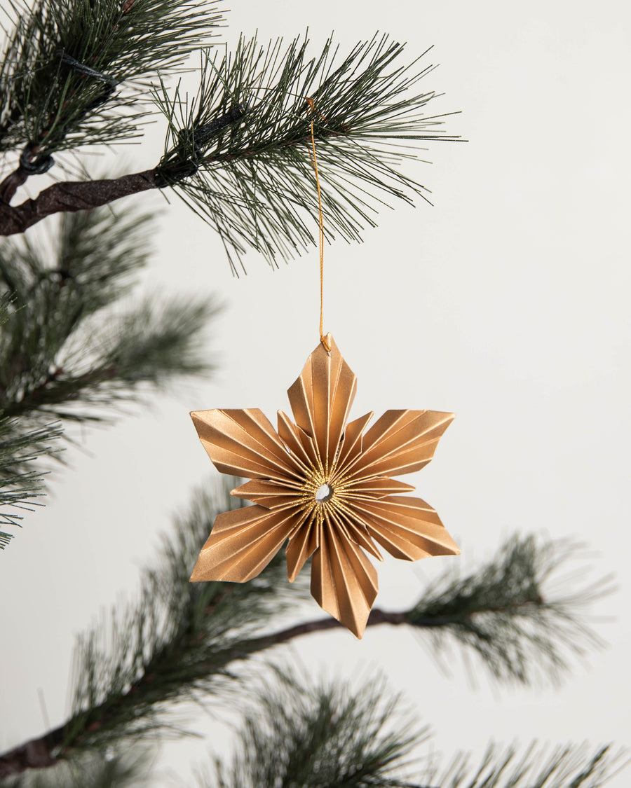 T&T  Snowflake  11,25 x 11,25cm gold