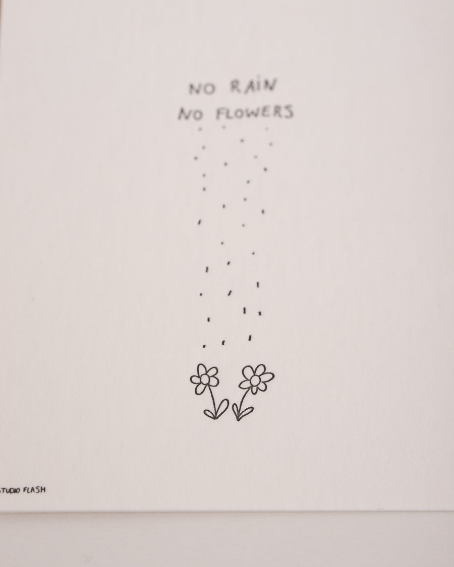 Mr and Ms Flash Postkarte 'no rain no flowers'