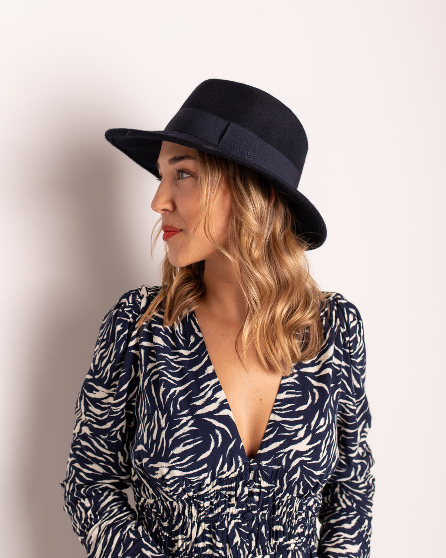 Jackieandkate Hut navy