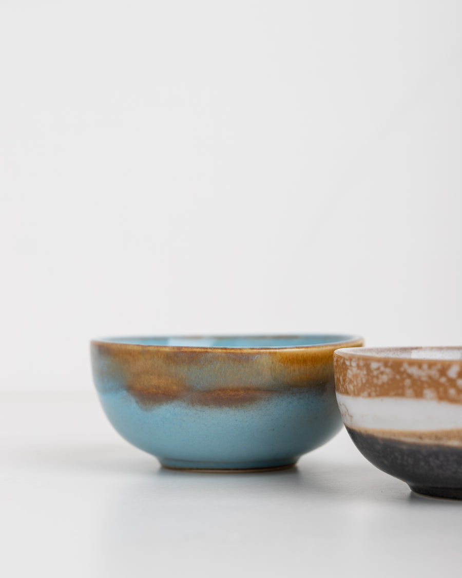 HK Living ceramic 70s castor bowls set of 4